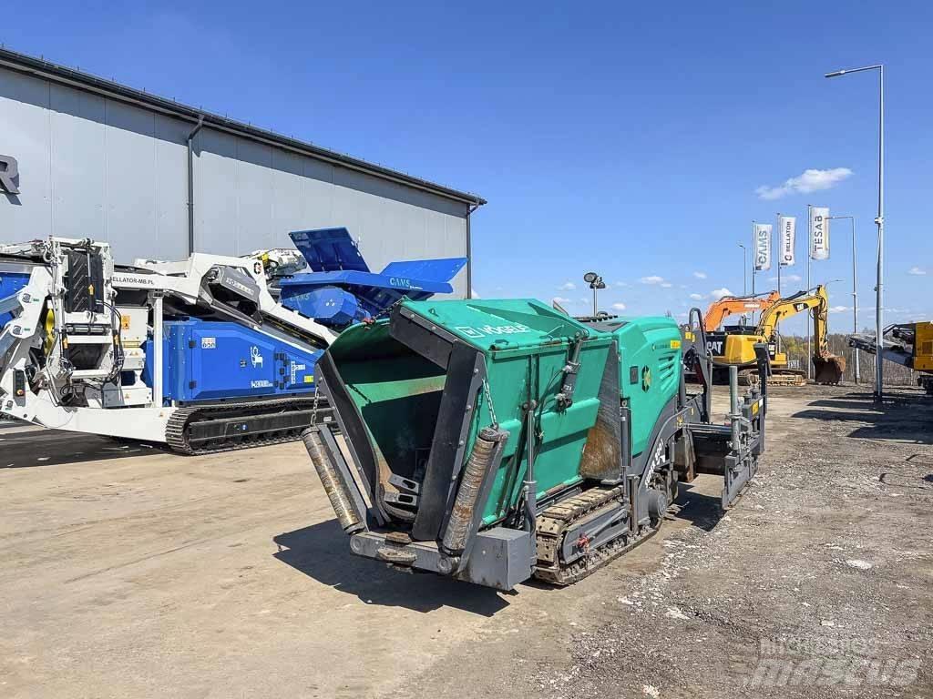 Vögele Super 800i معدات السفلتة