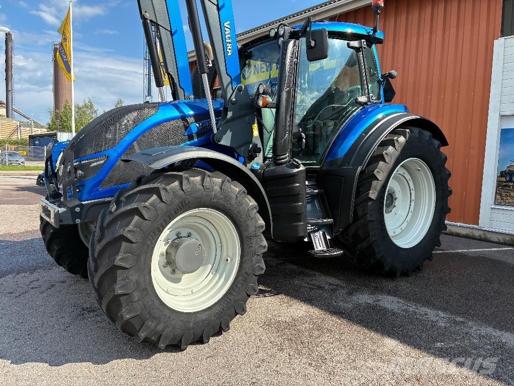 Valtra T 194 Versu الجرارات