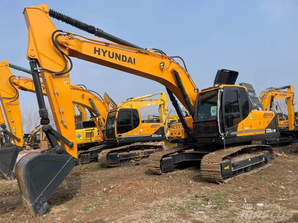 Hyundai 220 حفارات زحافة