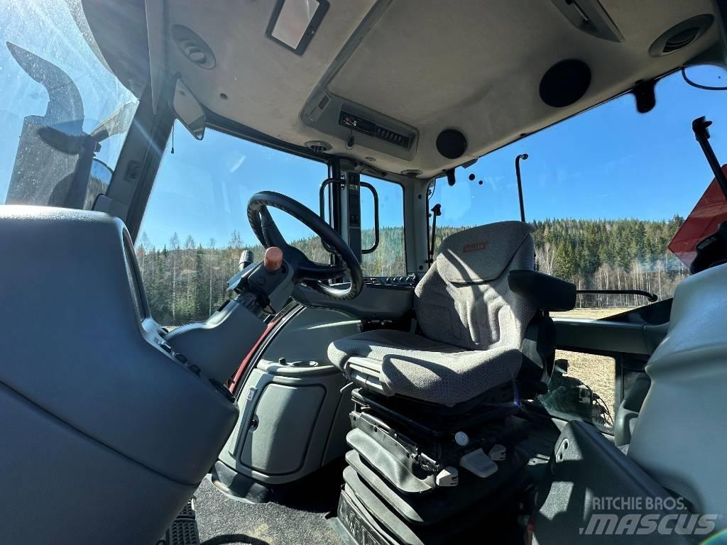 Valtra T 202 D الجرارات