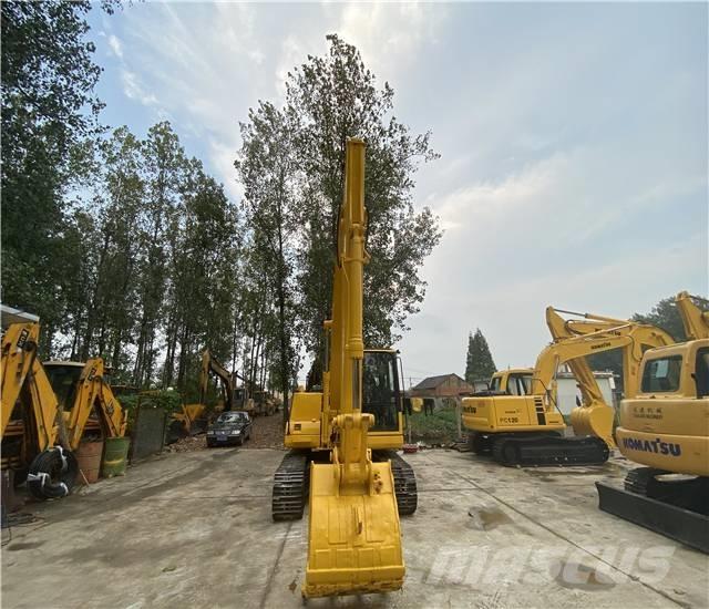 Komatsu PC130 حفارات زحافة