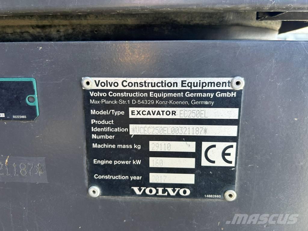 Volvo EC 250 EL حفارات زحافة
