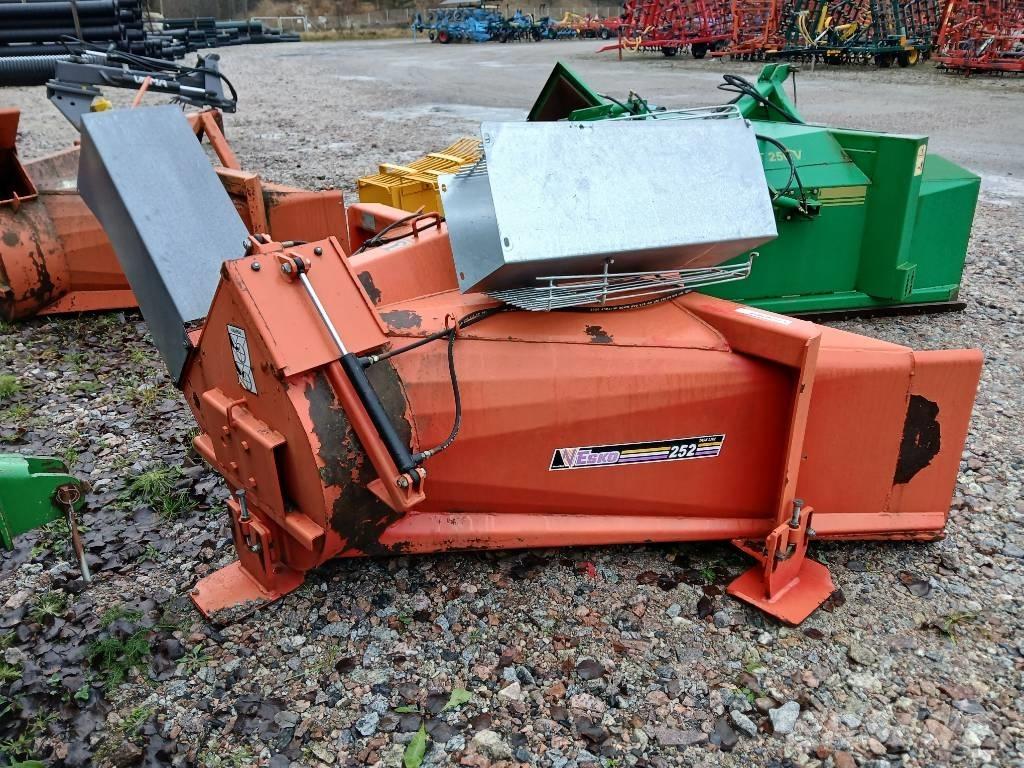 Esko 252 قاذفات الجليد