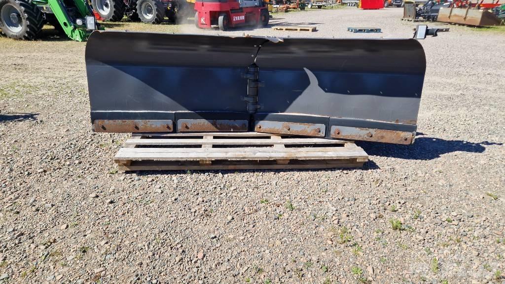 Holms PV 320 Vikplog محاريث