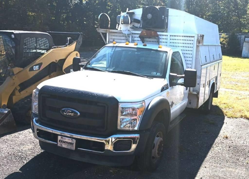 Ford F 550 XL SD مركبات الأغراض العامة