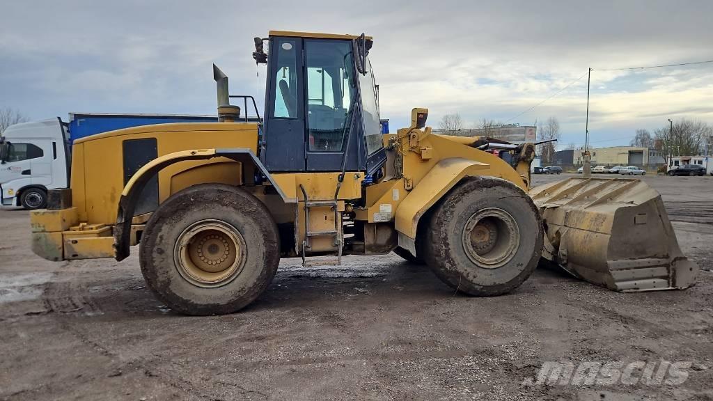 CAT 962 G لوادر بعجل