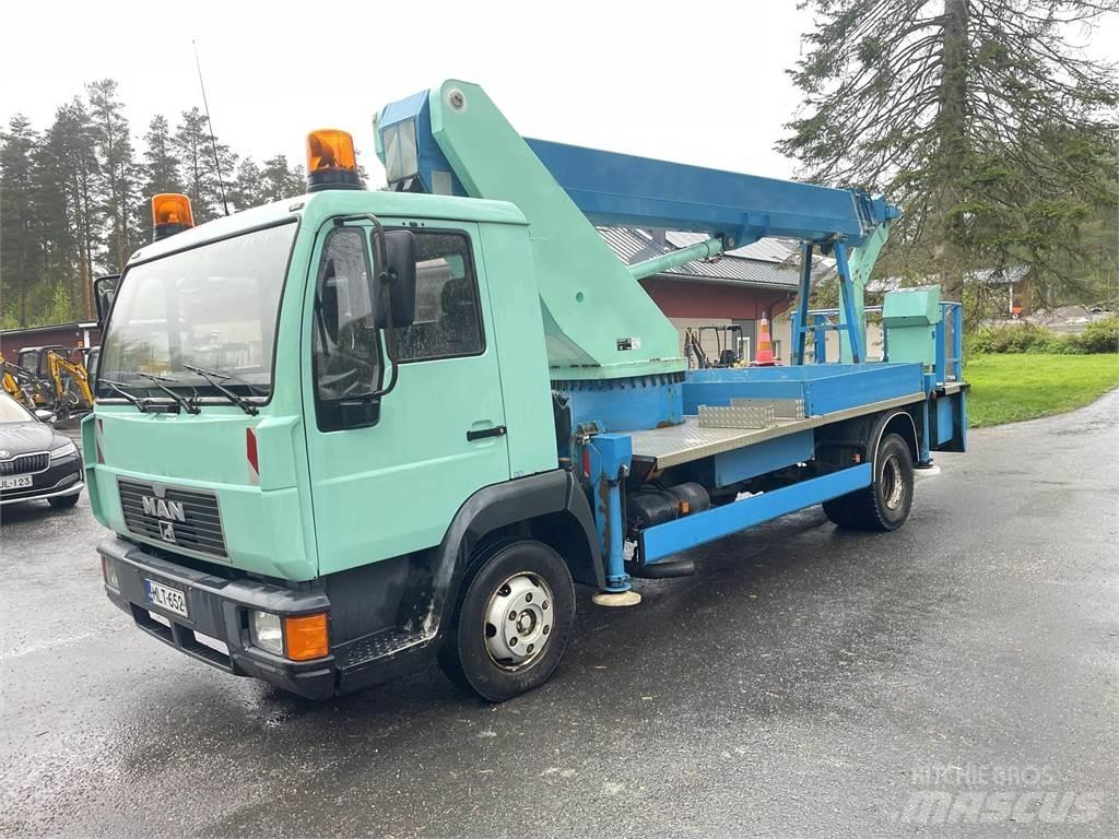 MAN L200 4x2-4300 المنصات الهوائية المثبتة على شاحنة