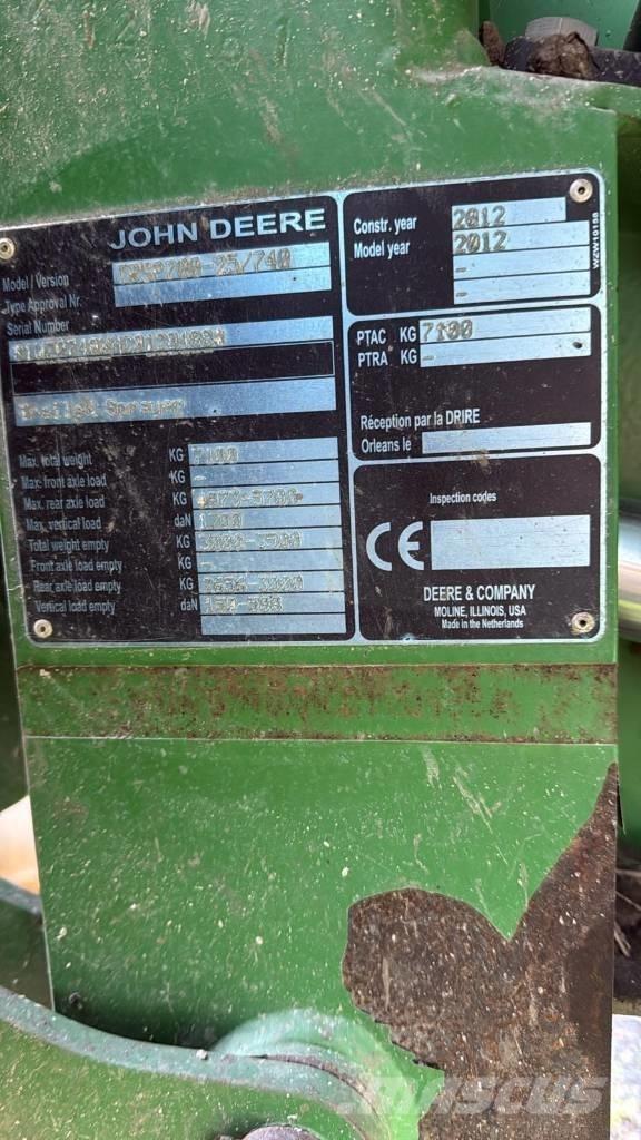 John Deere 740 i الرشاشات