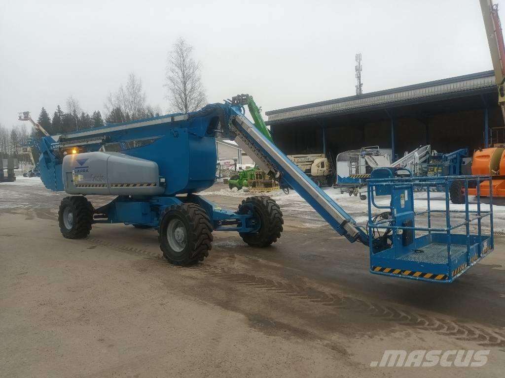 Genie Z 135/70 RT رافعات سلة مفصلية