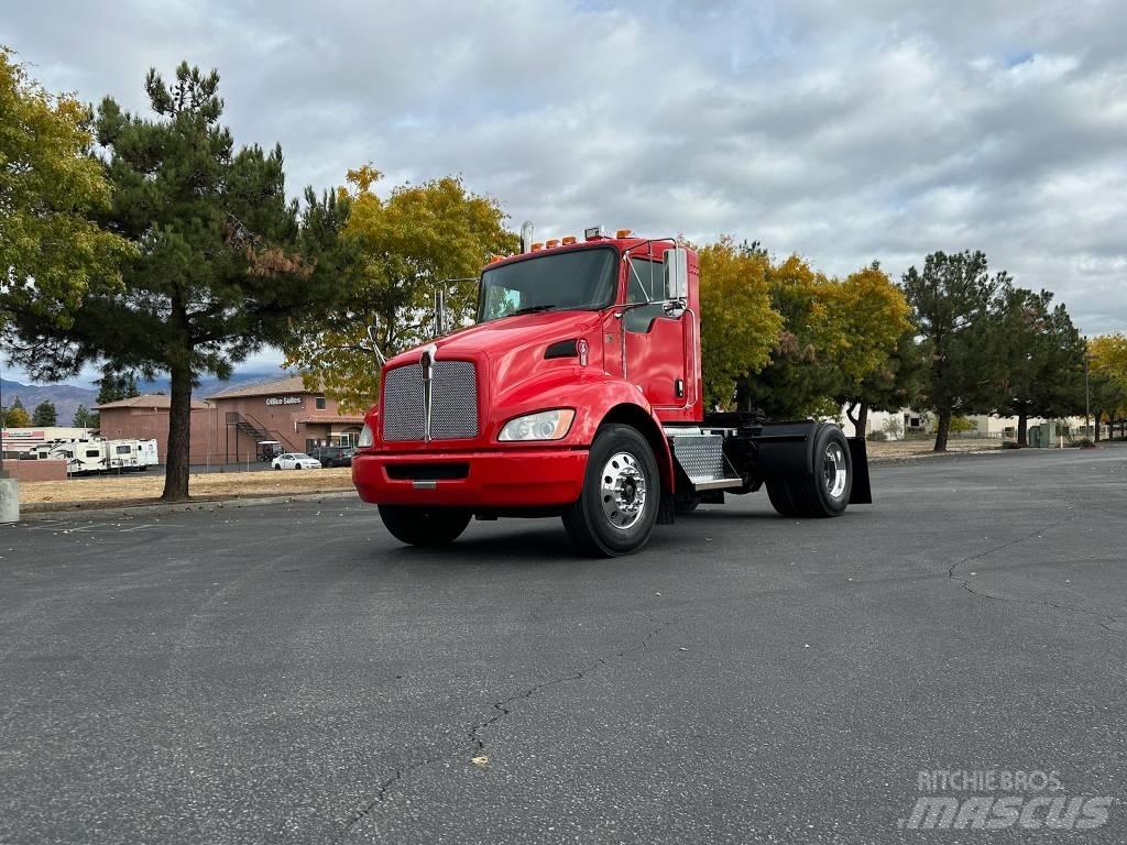 Kenworth T370 وحدات الجر