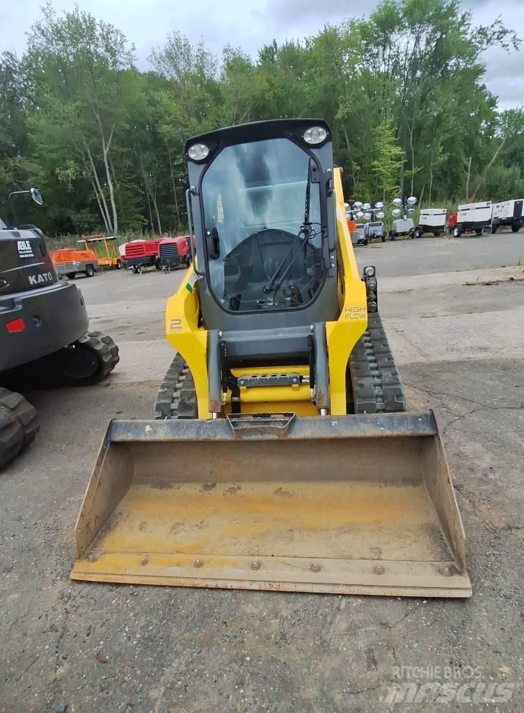 Wacker Neuson ST 31 لوادر انزلاقية التوجيه