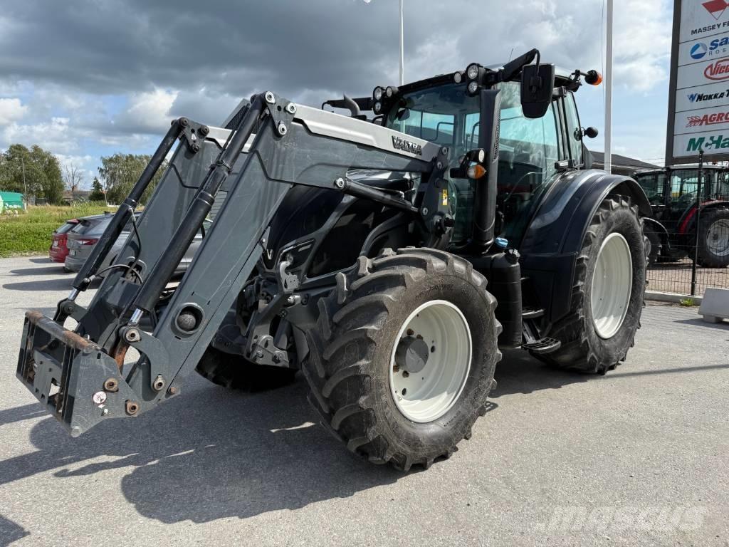 Valtra N 174 الجرارات