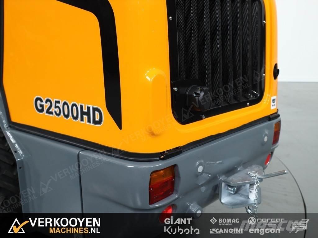 GiANT G2500 HD لوادر بعجل