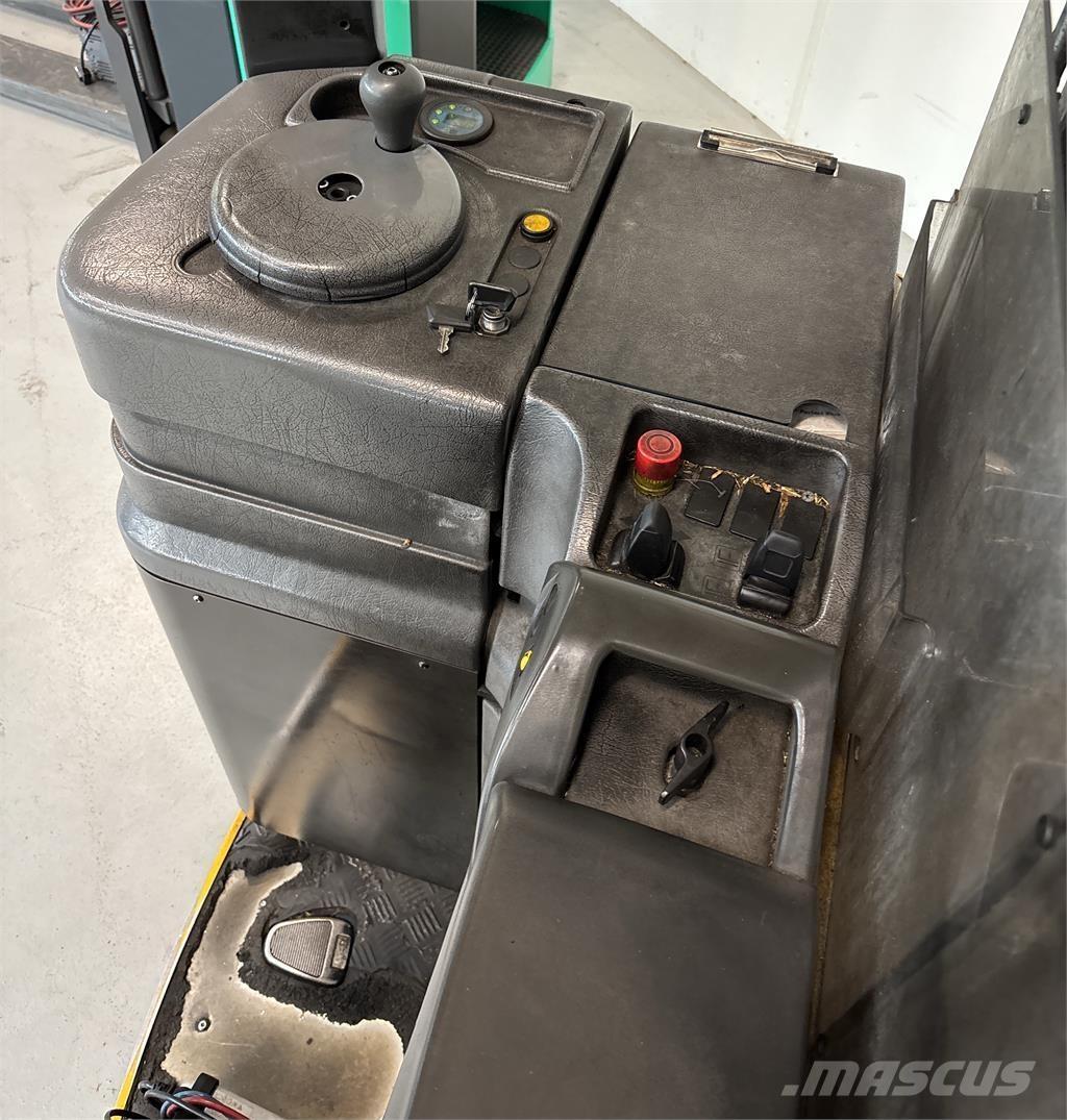 Atlet A160 شاحنات مناولة ذاتية الدفع