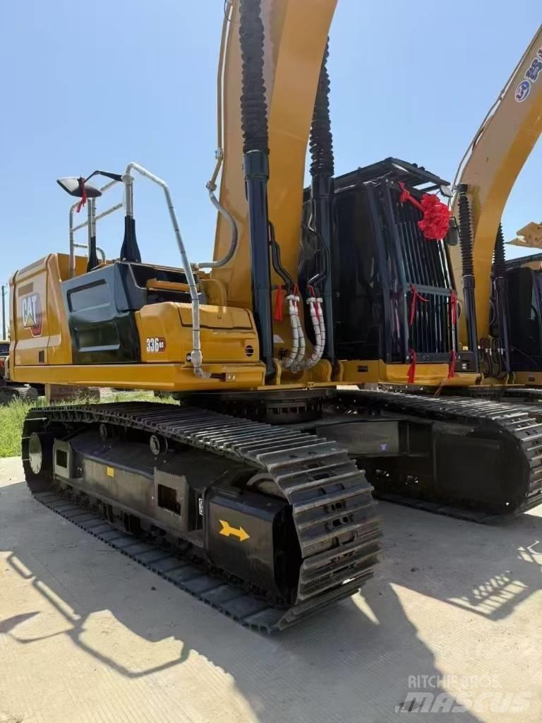 CAT 336GC حفارات زحافة