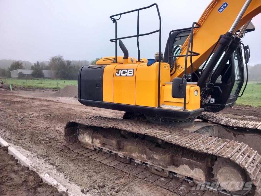 JCB JS 190 LC حفارات زحافة