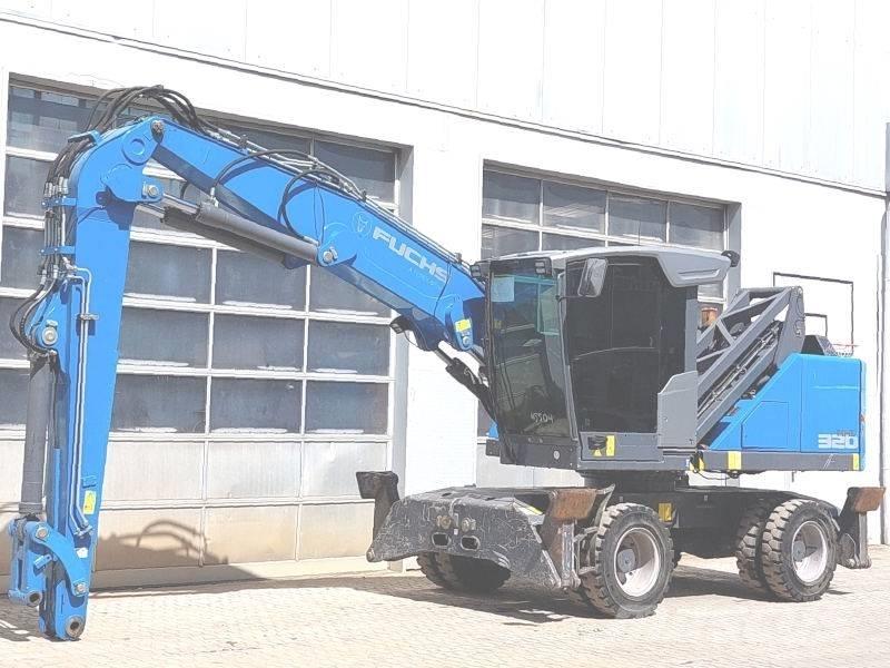 Fuchs MHL 320 F مناولات المخلفات / مناولات صناعية
