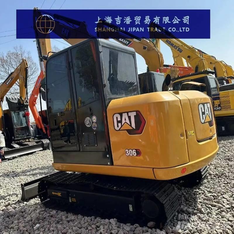 CAT 306 حفارات زحافة