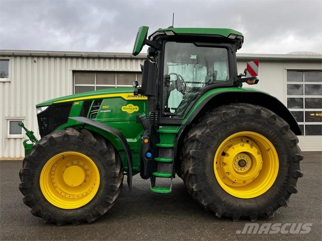 John Deere 7R 350 الجرارات