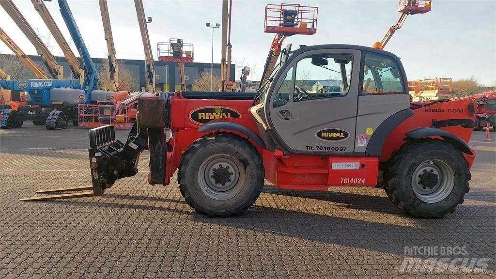 Manitou MT1440 مناولات متداخلة