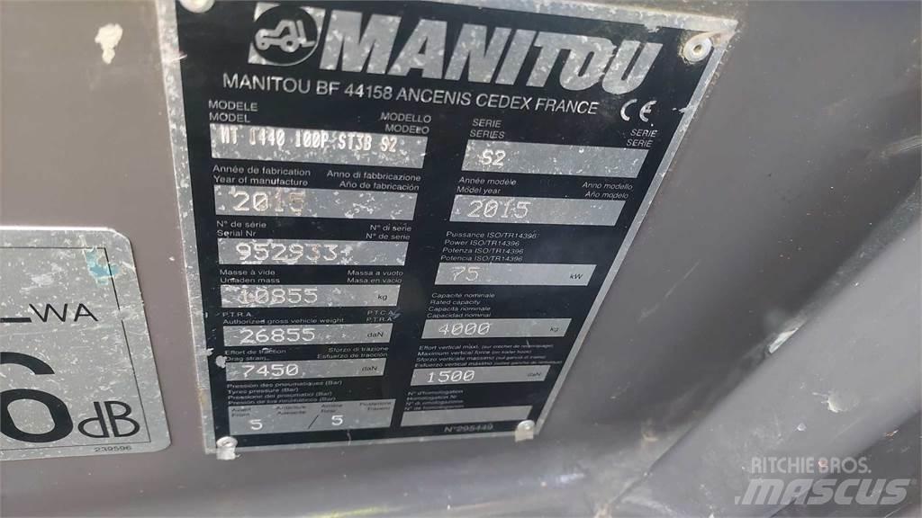 Manitou MT1440 مناولات متداخلة