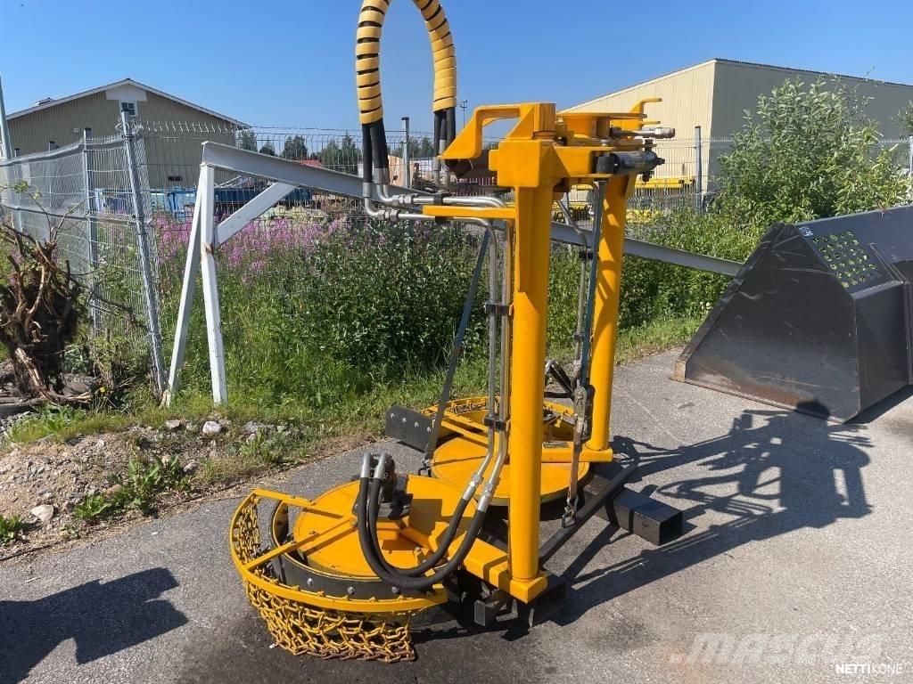  Hinnagård T125B ماكينات أخرى لتجهيز الأراضي