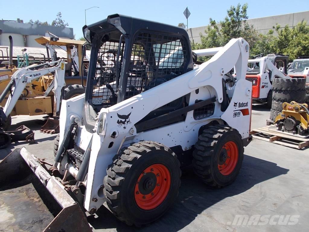 Bobcat S740 لوادر انزلاقية التوجيه