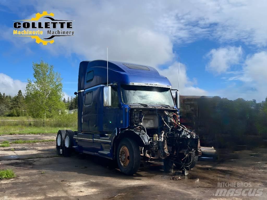 Volvo VNL 64 وحدات الجر