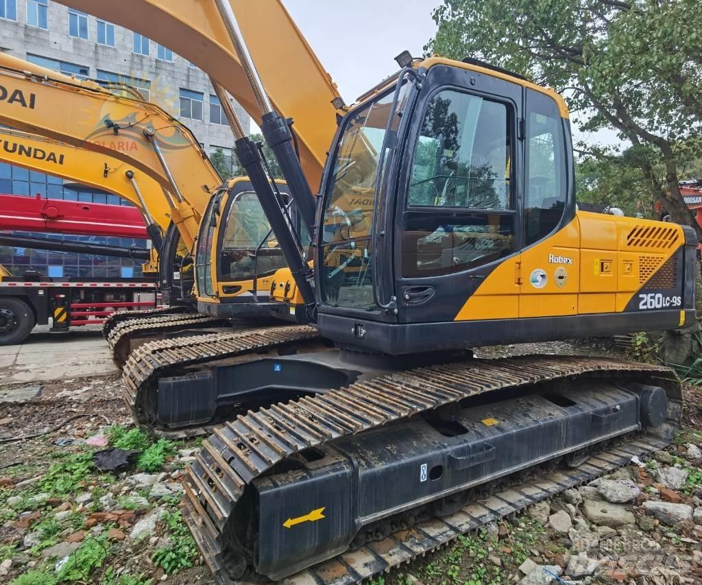 Hyundai R 260 LC-9S حفارات زحافة