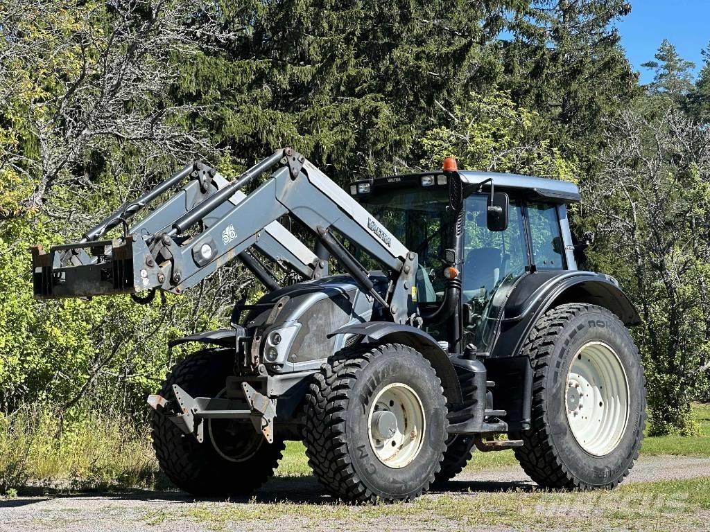 Valtra N 123 H5 الجرارات