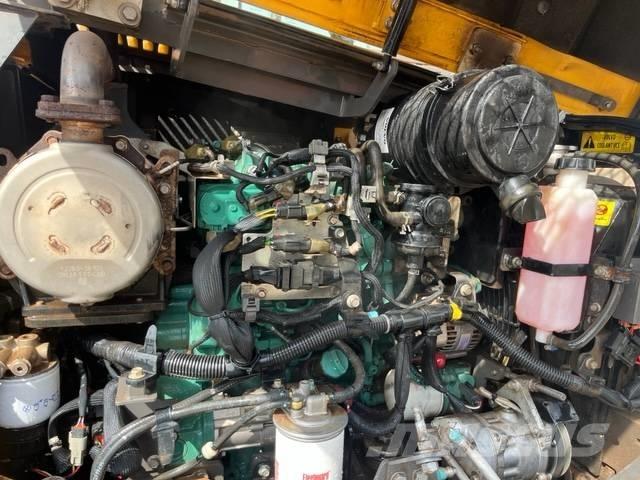 Volvo ECR 88 D حفارات وسط 7 طن - 12 طن