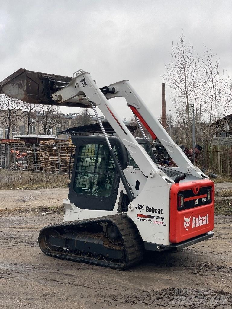 Bobcat T550 لوادر انزلاقية التوجيه