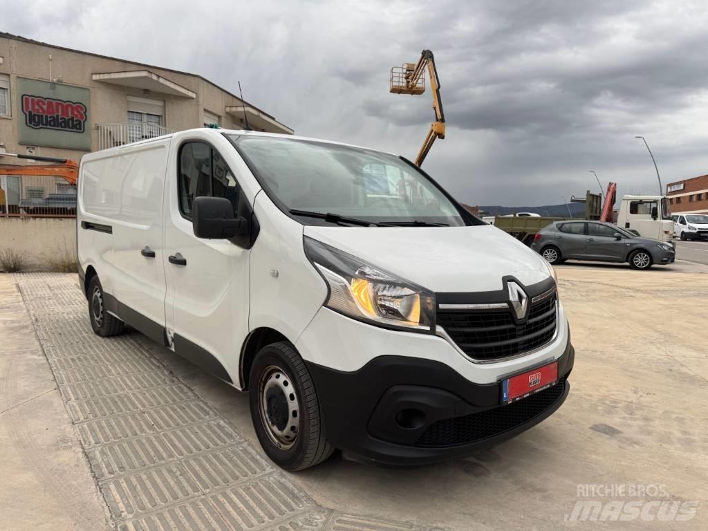 Renault Trafic شاحنة مقفلة