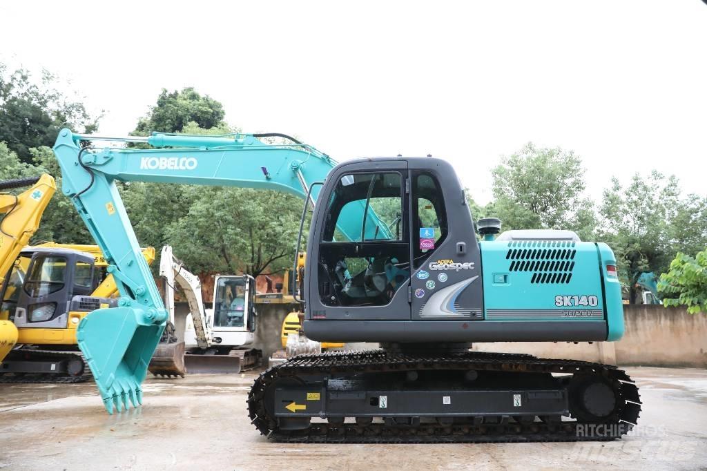 Kobelco SK 140 حفارات زحافة