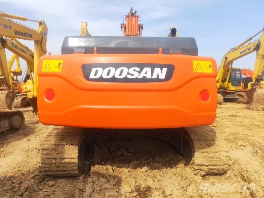 Doosan DX260LC حفارات زحافة