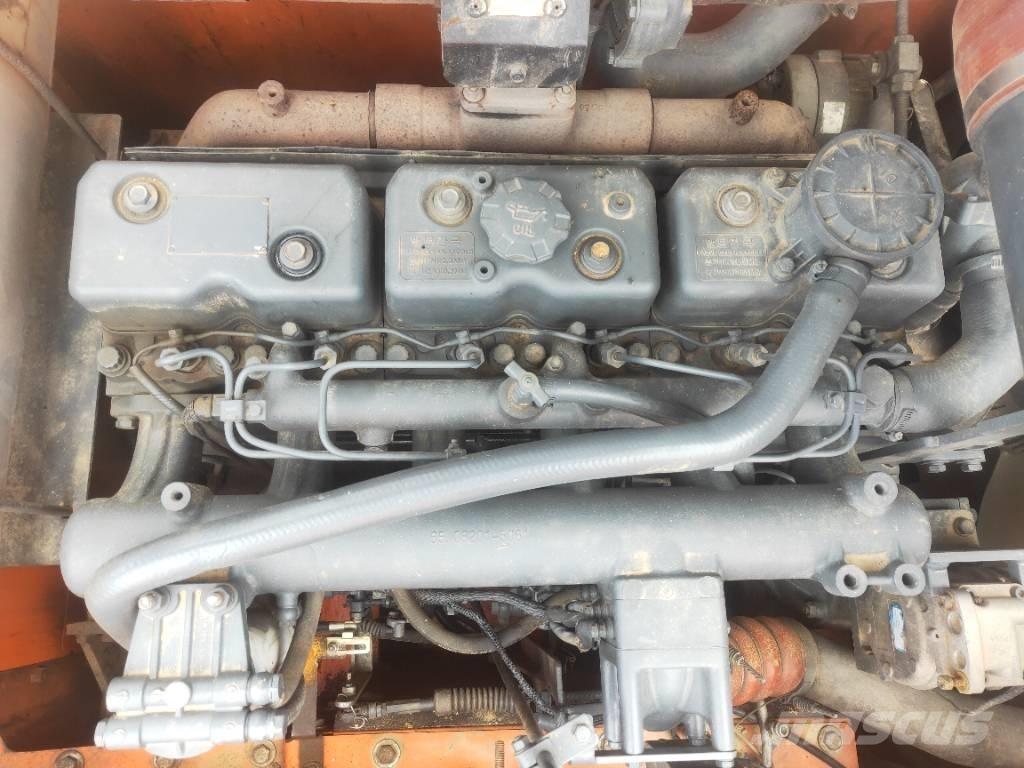Doosan DX260LC حفارات زحافة
