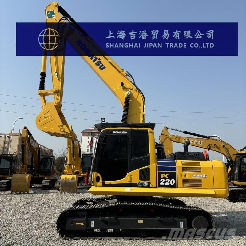 Komatsu PC 220 حفارات زحافة