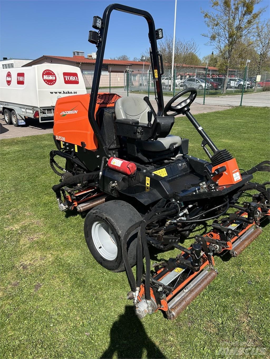 Jacobsen SLF530 ماكينات جز العشب