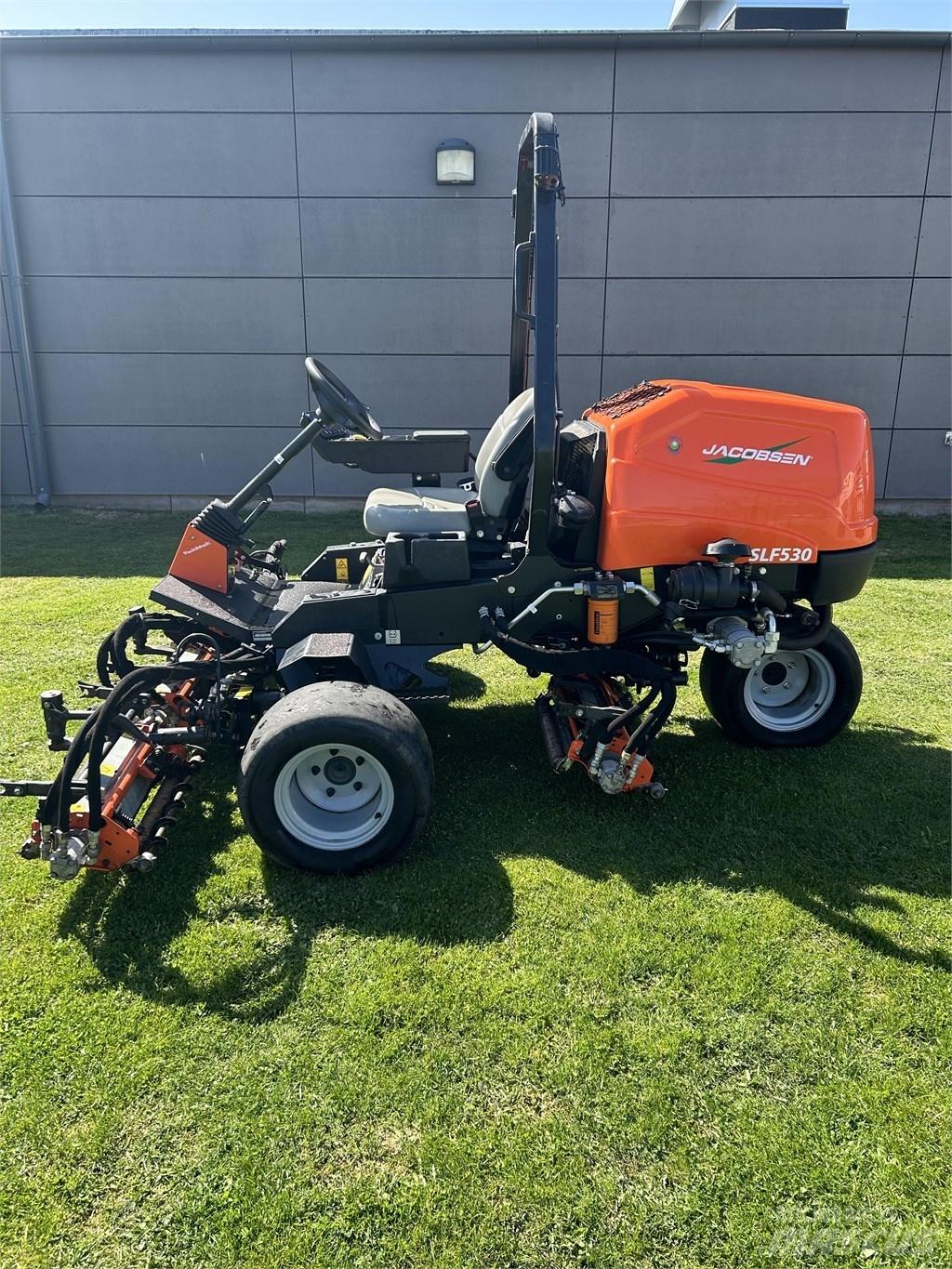 Jacobsen SLF530 ماكينات جز العشب