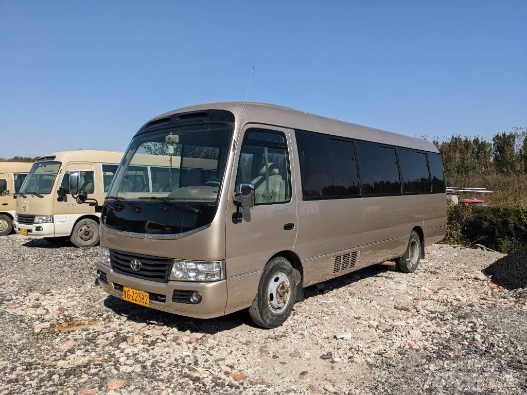 Toyota Coaster Bus حافلة صغيرة