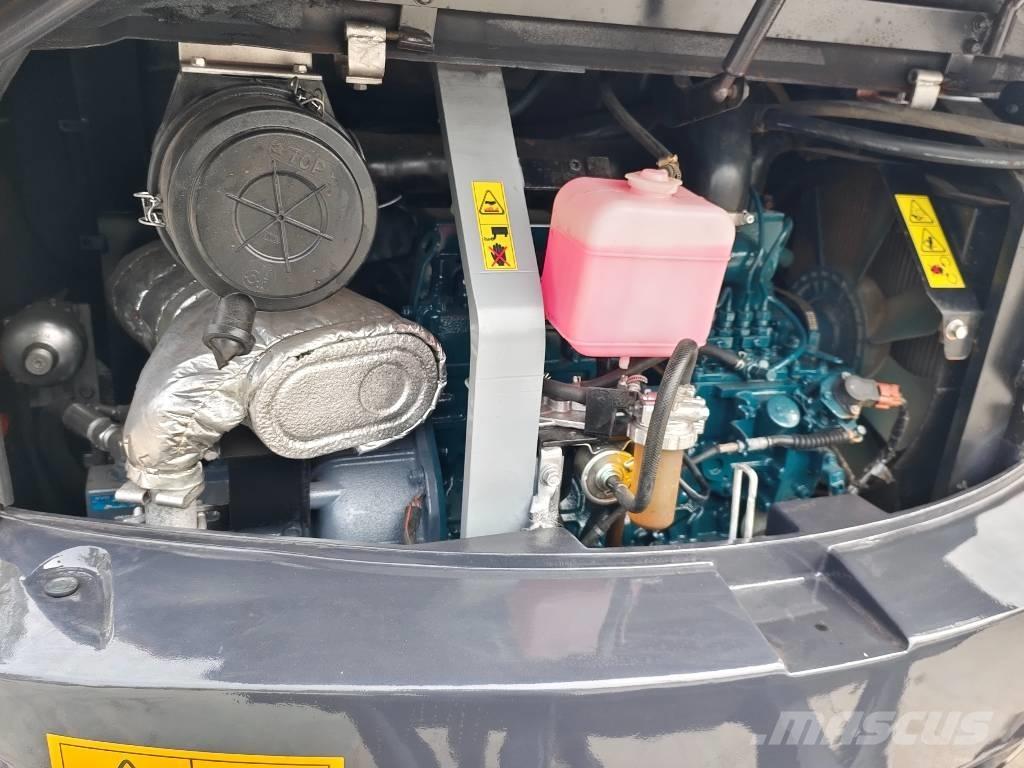 Kubota KX 060-5 حفارات صغيرة أقل من 7 طن (حفارات صغيرة)