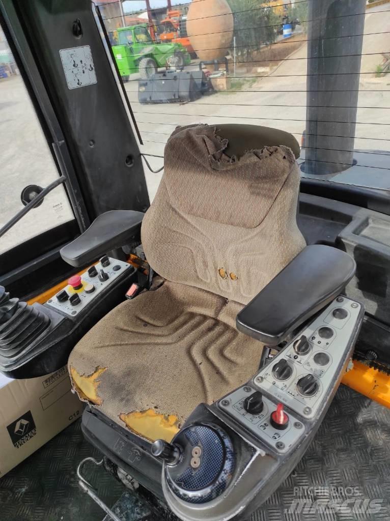 Bomag BW 174 A P مداحل ثنائية الاسطوانة