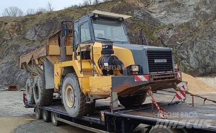 Komatsu HM300-2 عربات نقل قلابة للمواقع