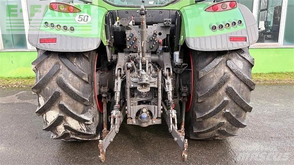 Fendt 724 vario s4 الجرارات