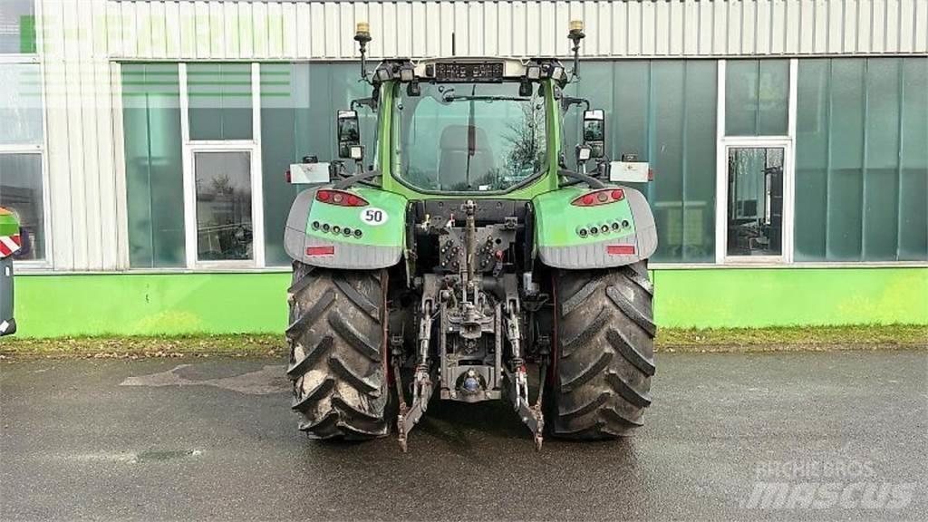 Fendt 724 vario s4 الجرارات
