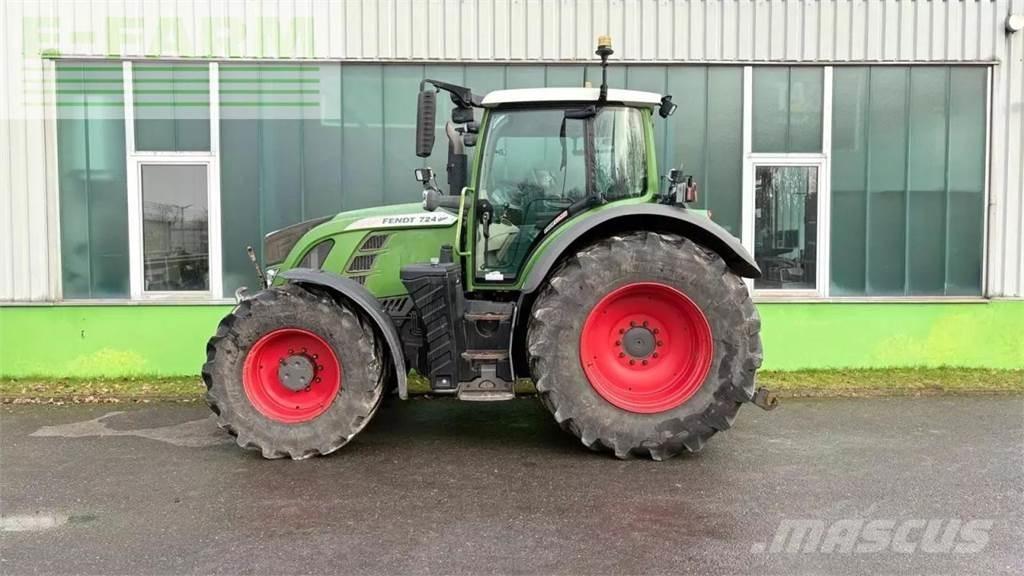 Fendt 724 vario s4 الجرارات