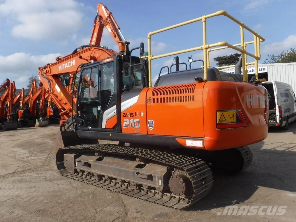 Hitachi ZX 210 LC-7 حفارات زحافة