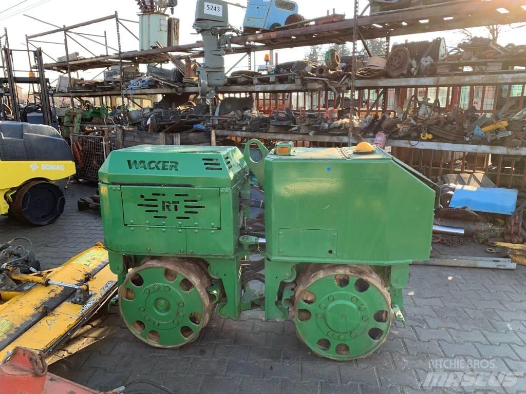 Wacker Neuson RT 560 مداحل رجاجة مجرورة