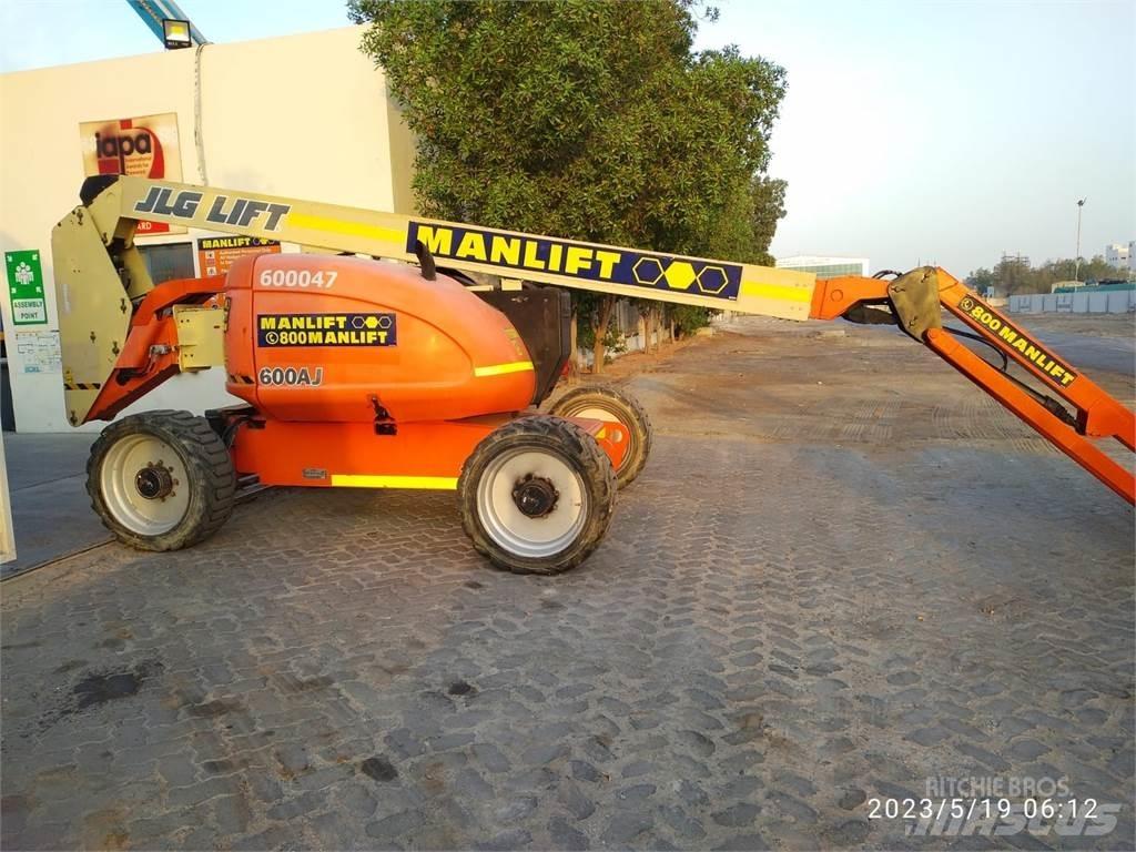 JLG 600AJ رافعات سلة مفصلية