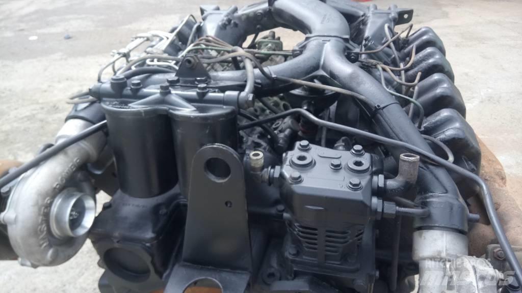 Mercedes-Benz OM 402 محركات